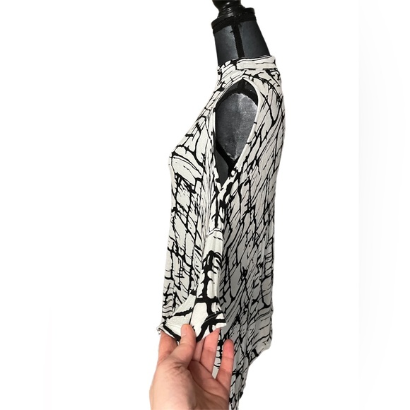 ASOS Black & White Geometric Asymmetrical Mock Neck Tunic, Size S - Picture 8 of 11